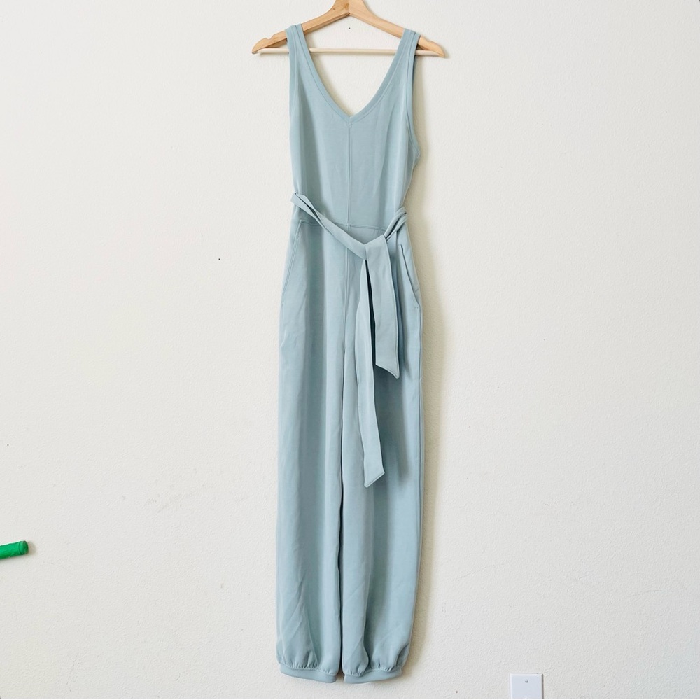 Lululemon SIZE 8 Softsreme Ease Of It All V-neck jumpsuit in Silver Blue - Picture 2 of 10